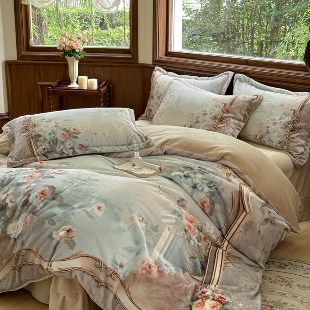 Timeless Floral Milk Velvet Warm Anti-Static Bed Sheet Set