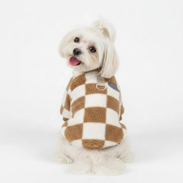 Checkered Fleece Dog Jacket – Bold Style and Warmth for Winter Walks