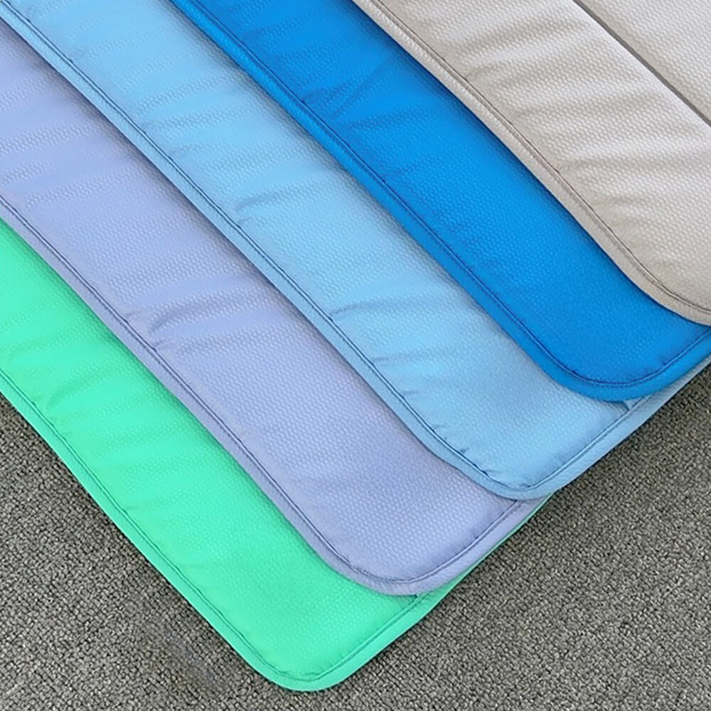 Extra Large Oxford Waterproof Non-Slip Cooling Dog & Cat Mat