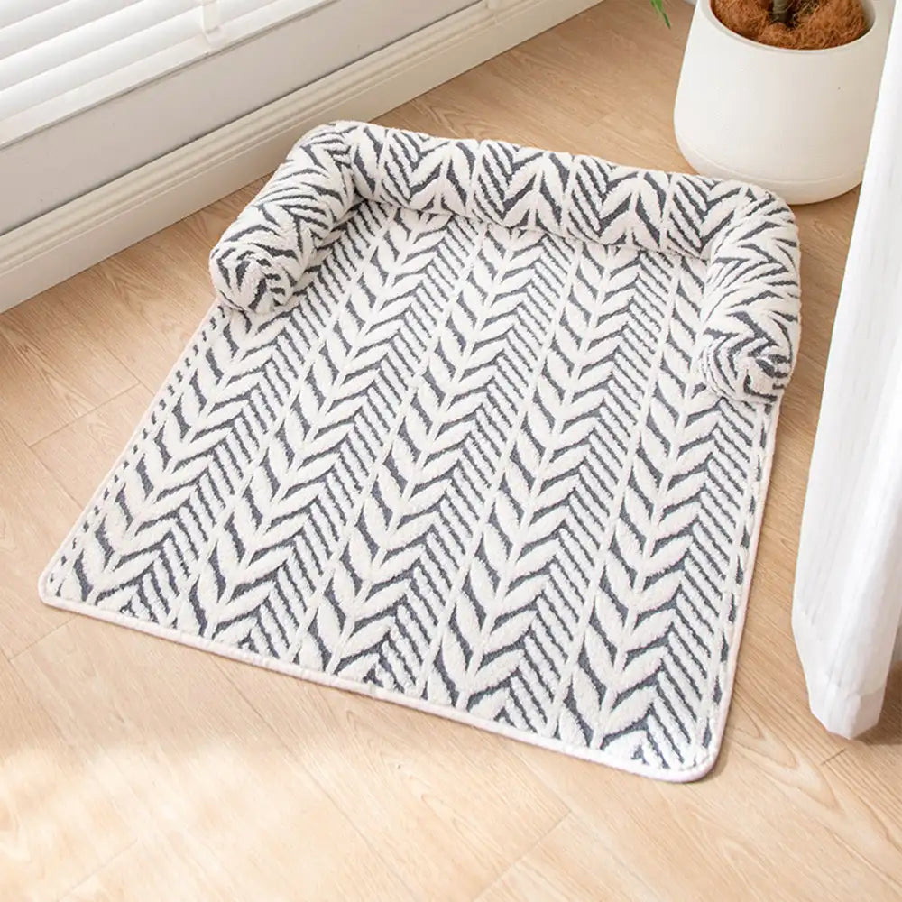 Plush Leaf Jacquard Non-Slip Pet Mat Pet Bed