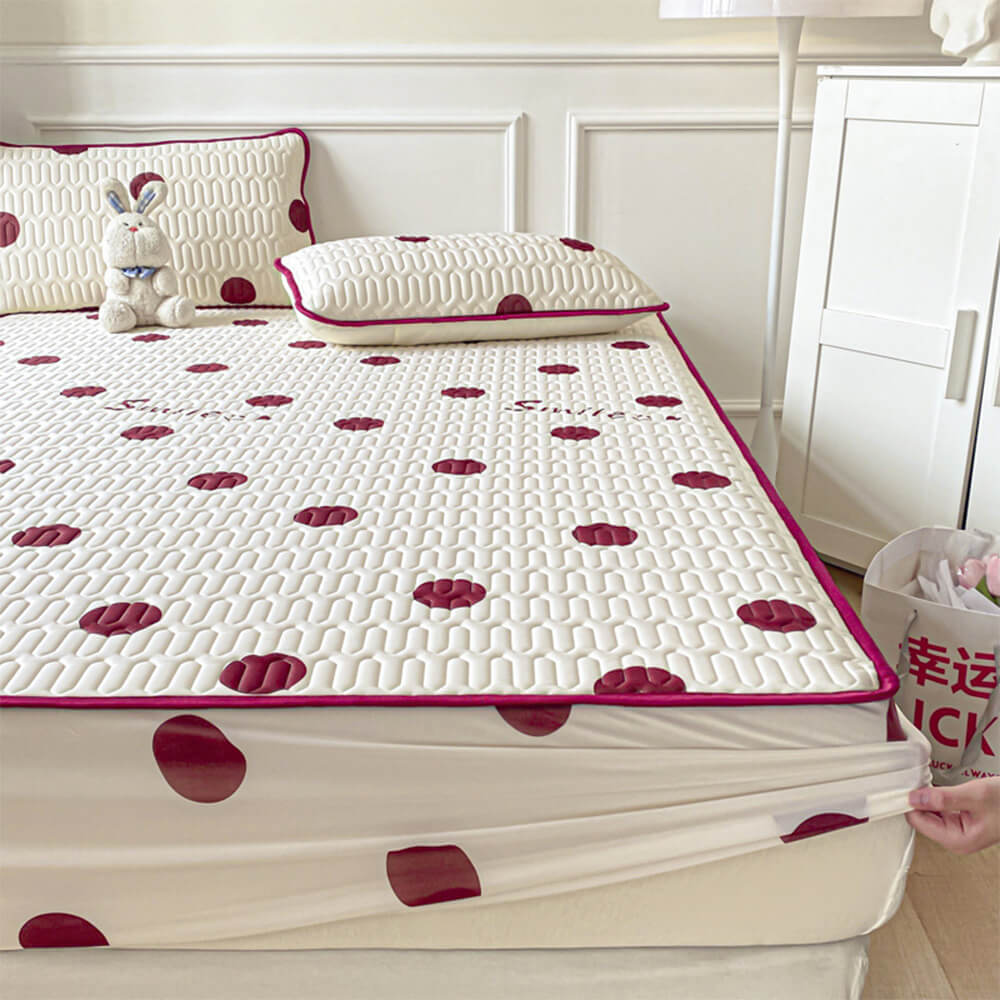 Polka Dot Cooling Latex Quilted Non-Slip Fitted Sheet Mattress Cover