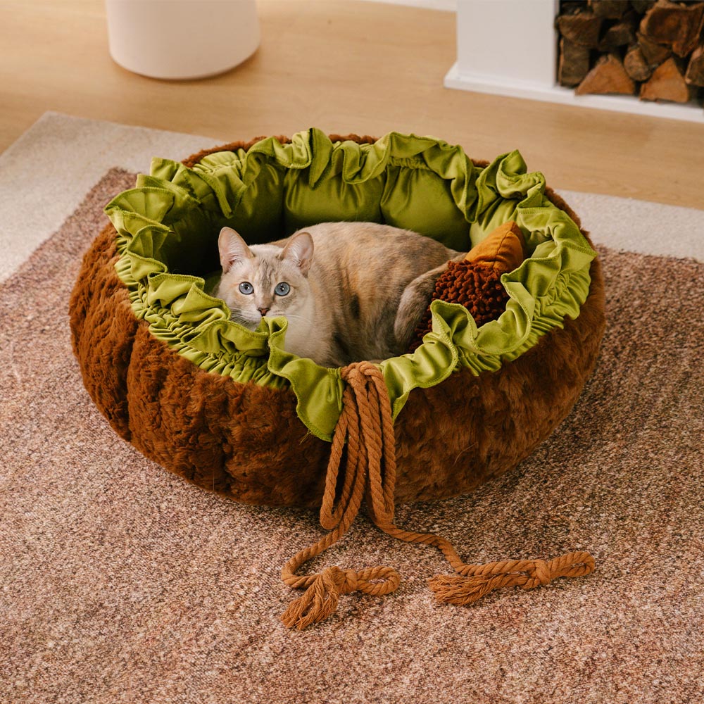 Nature-Inspired Adjustable Calming Cat Bed - Plush Nest