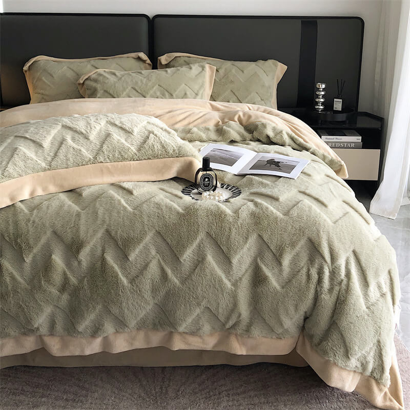 Warm Double-Sided Thickened Milk Velvet Skin-Friendly Bedding Set