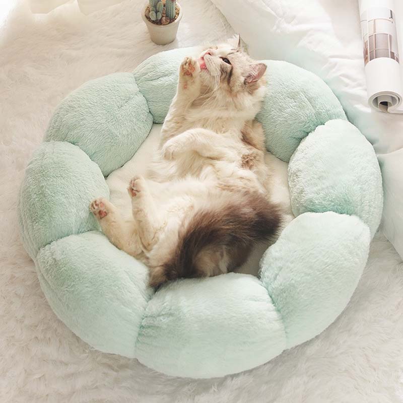 Deep Sleeping Flower Shape Cat Bed