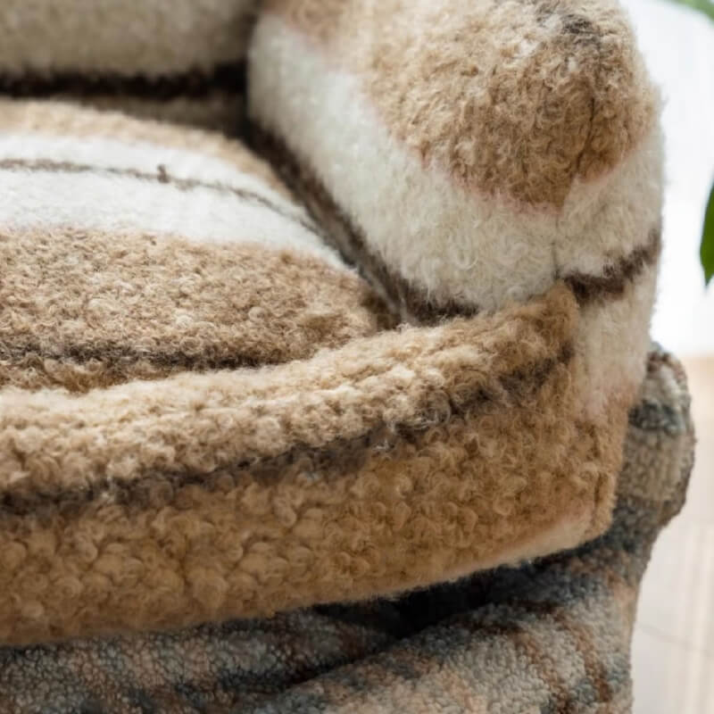 Lazy Holiday Plush Cozy Dog & Cat Sofa Bed